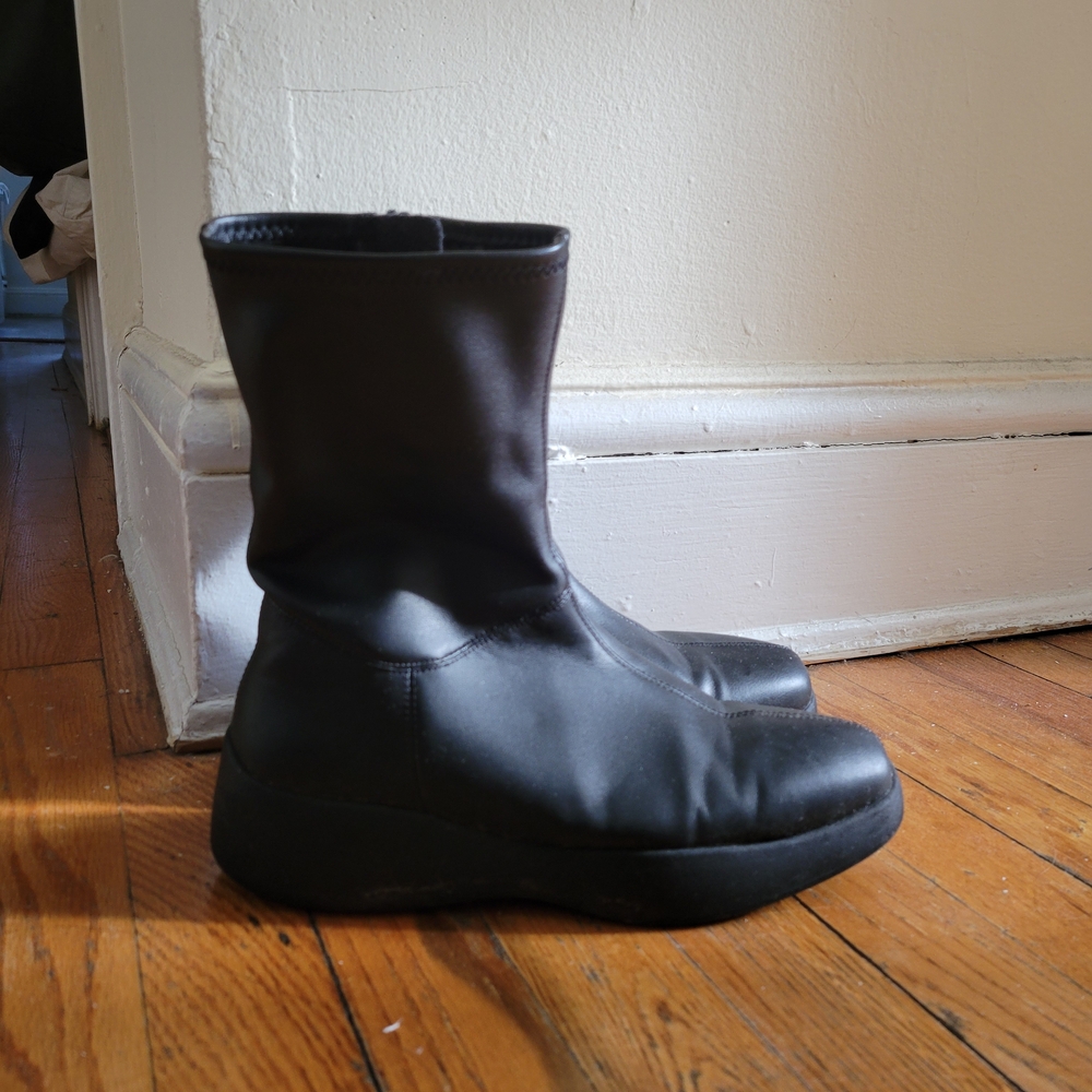 Uniqlo Black Ankle Boots
